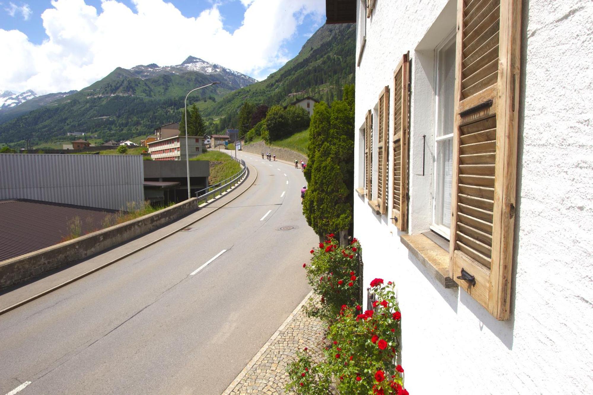 Chalet Cuore Delle Alpi Airolo Ngoại thất bức ảnh